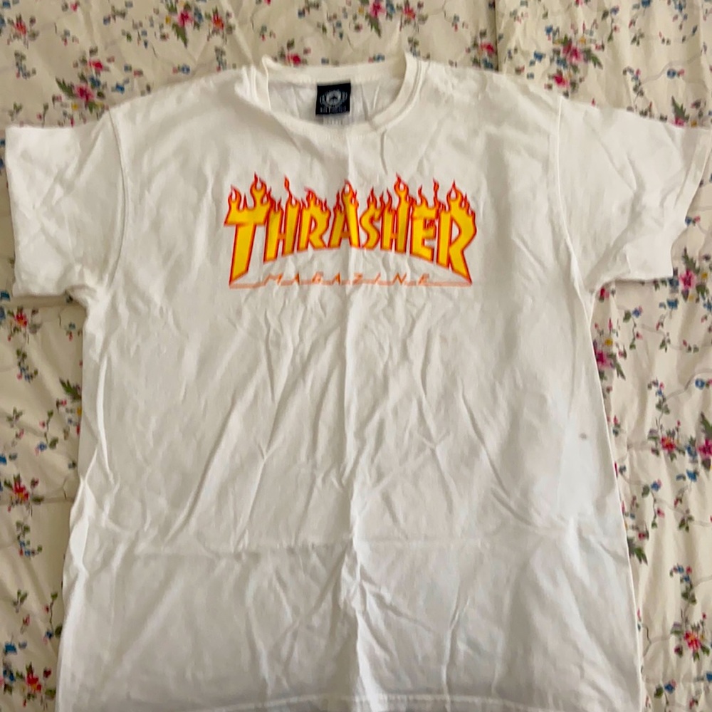 White thrasher t shirt